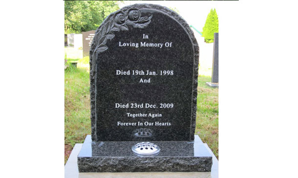 memorial masons devon mounumental masons devon headstone grave stone cremation memorials creamation plaques memorial masons devon mounumental masons devon headstone grave stone cremation memorials creamation plaques